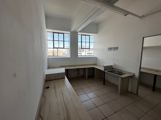 To Let Commercial Property for Rent in Woodstock Western Cape